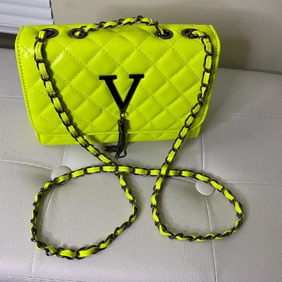 Quilted Lime green Shoulder bag - Picture 3 of 3